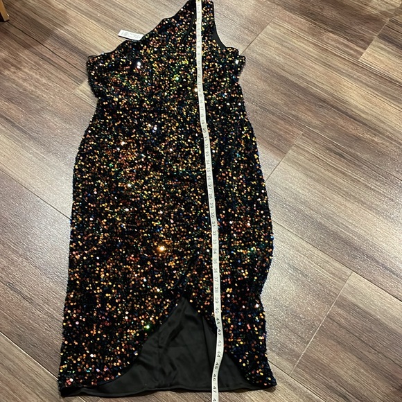 NWT NY&C Lena Sequined Dress - Picture 4 of 7